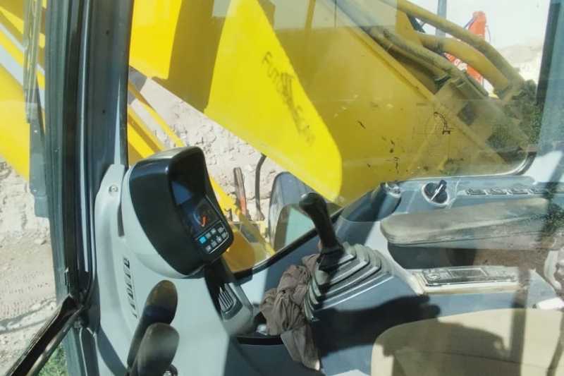 OmecoHub - Immagine NEW HOLLAND E245B